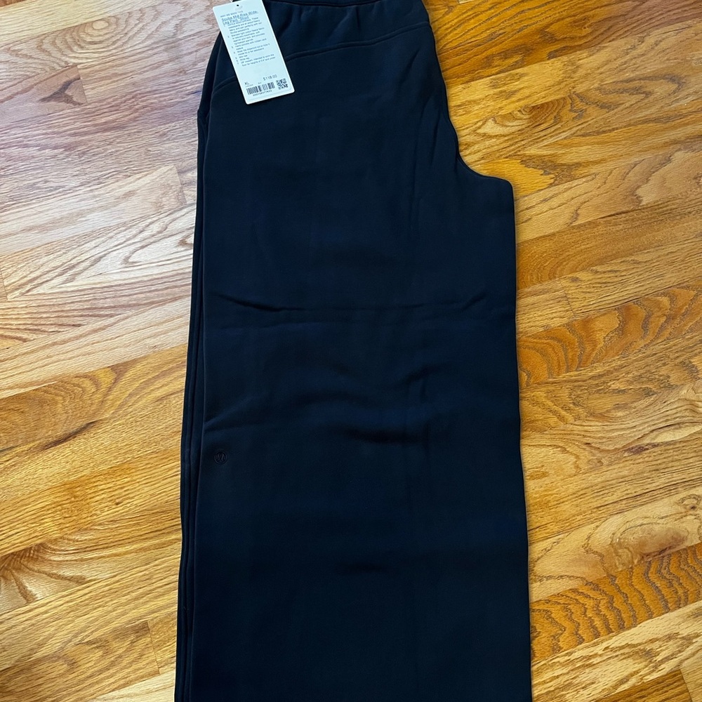 LULULEMON Scuba pants